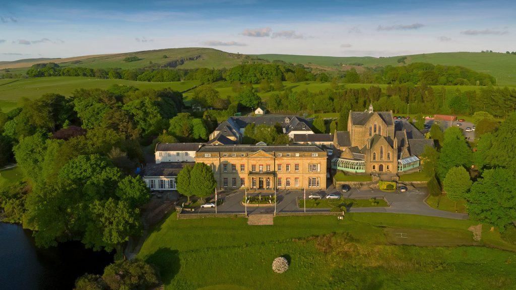 hotels-in-the-peak-district-peak-district-hotels-classic-british-hotels